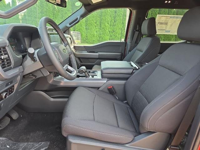 New 2026 Ruby Red Metallic Tinted Clearcoat Ford XLT image 32