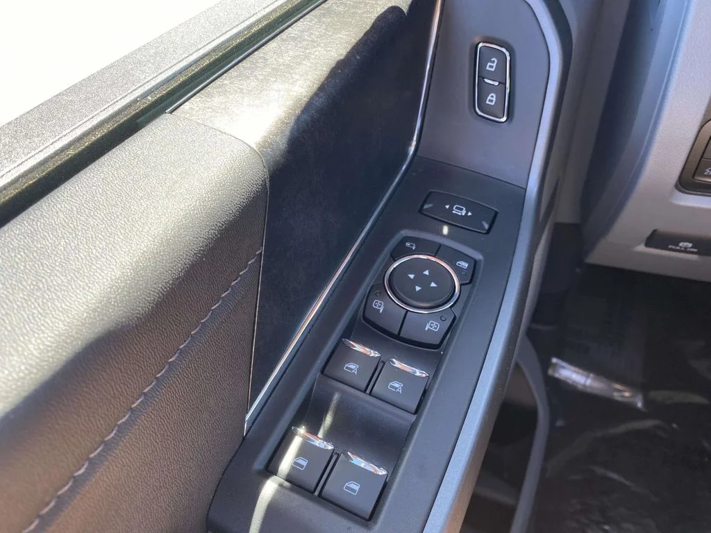 New 2026 Carbonized Gray Metallic Ford F-350® XLT image 18