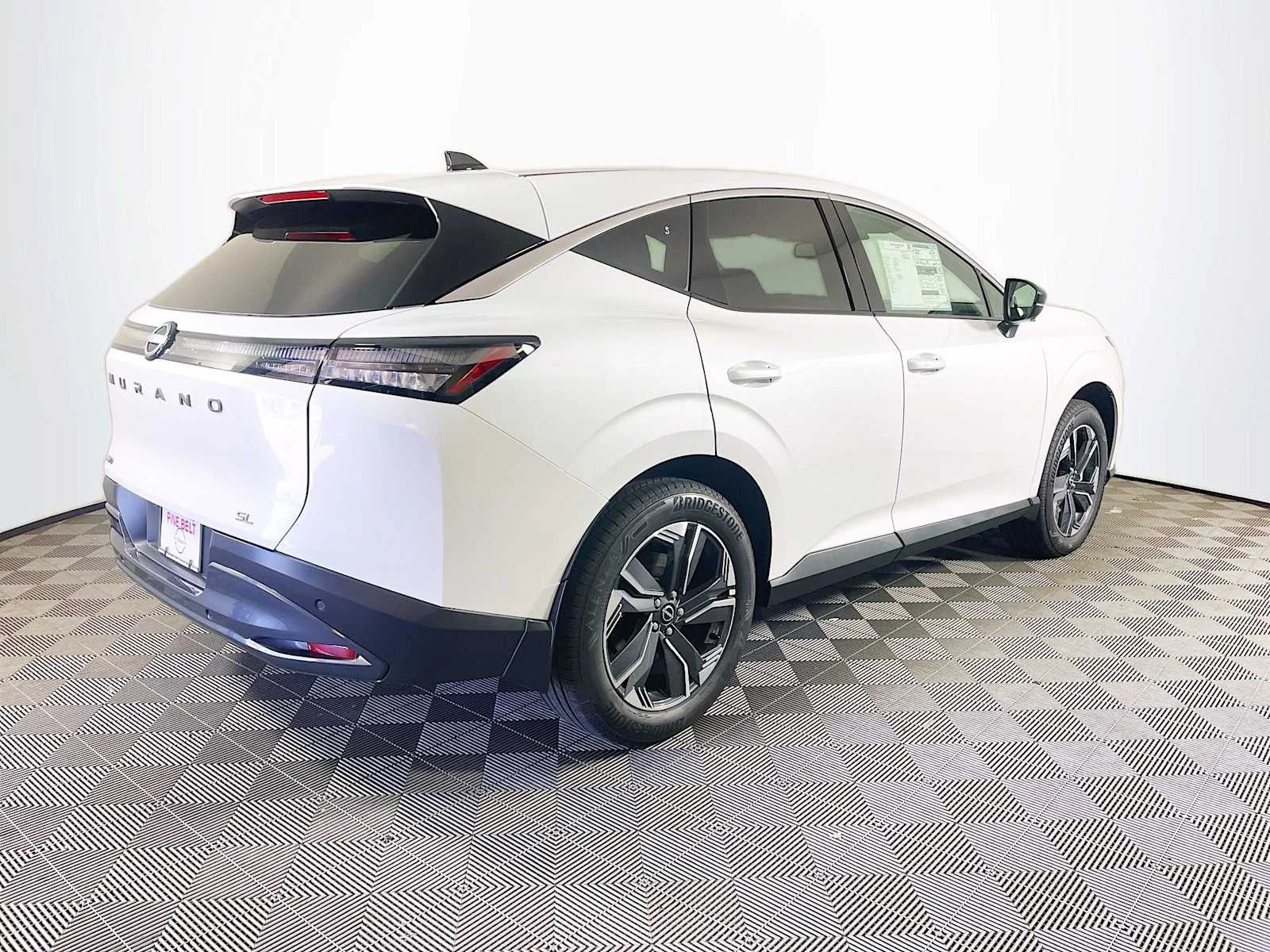 New 2026 Everest White Pearl TriCoat Nissan SL image 2