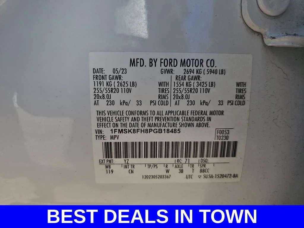 Used 2023 White Ford Limited image 43