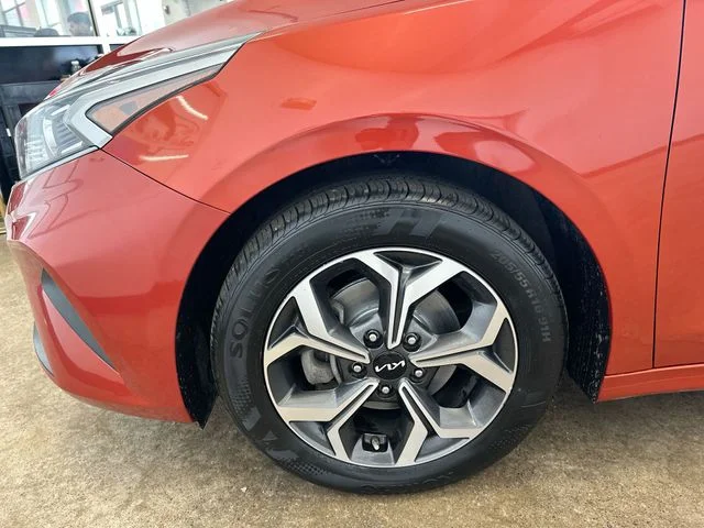 Used 2023 Red Kia LXS image 20