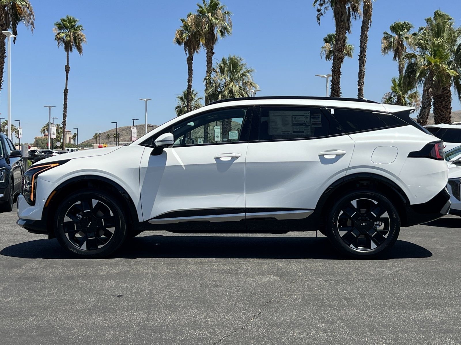 New 2026 Snow White Pearl Kia SX Prestige image 6