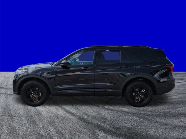 New 2026 Agate Black Metallic Ford Tremor® image 7