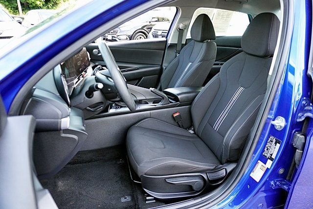 Certified Used 2024 Blue Hyundai SEL image 13