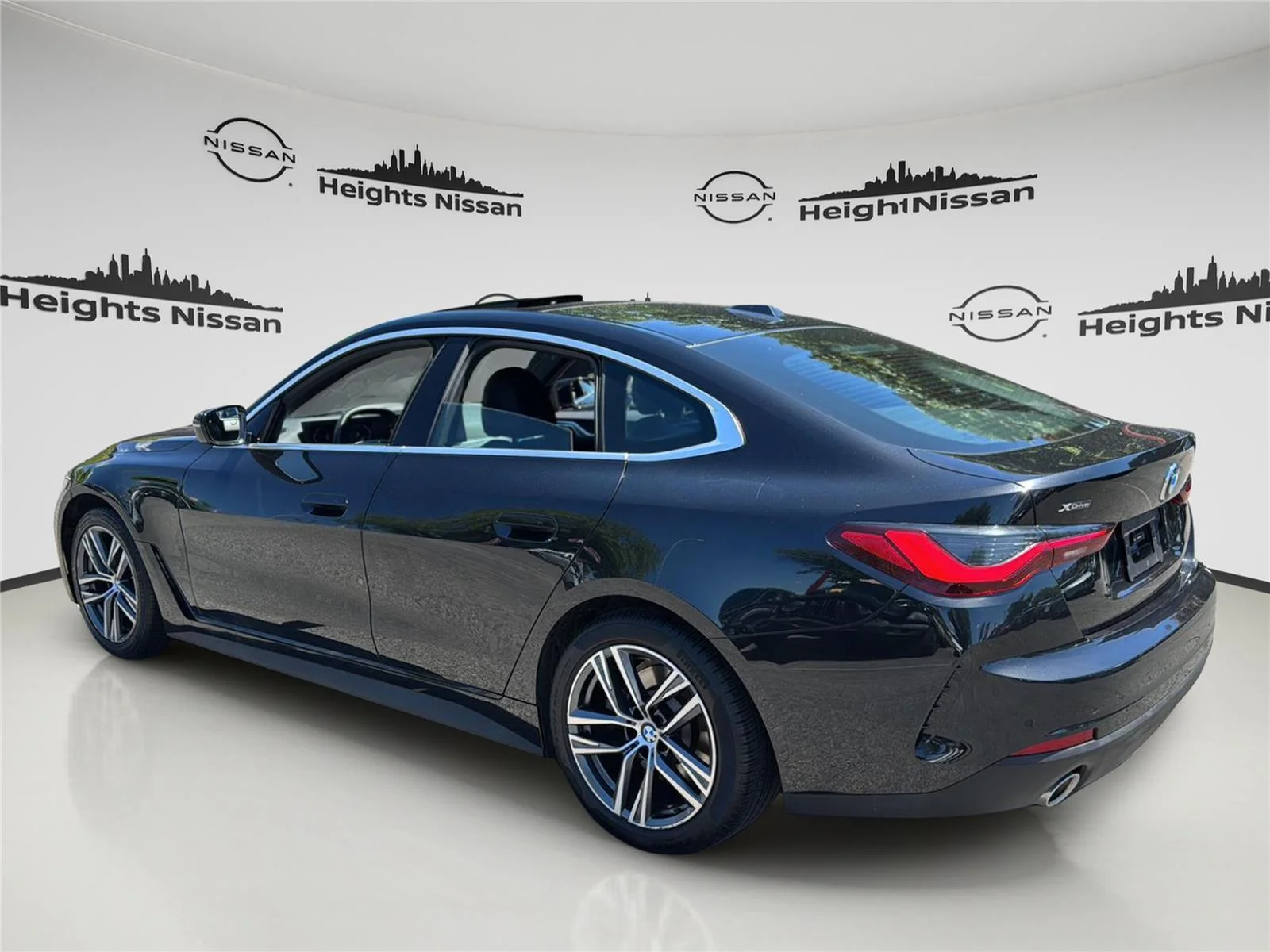 Used 2025 BLACK BMW 430i xDrive image 3