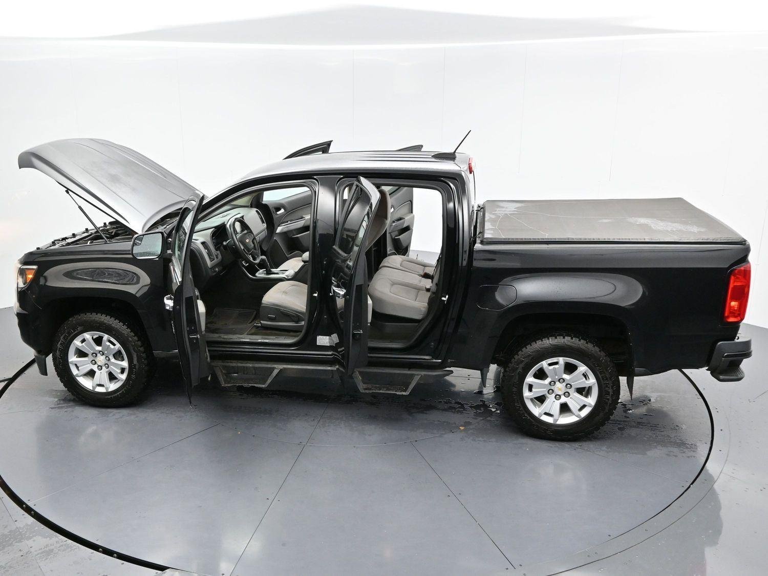 Used 2016 Black Chevrolet 2WD LT image 38