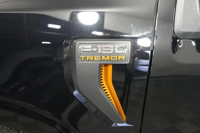 New 2026 Agate Black Metallic Ford Tremor® image 10