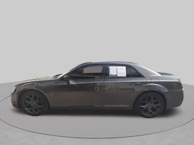 Used 2020 Gray Chrysler Touring image 6