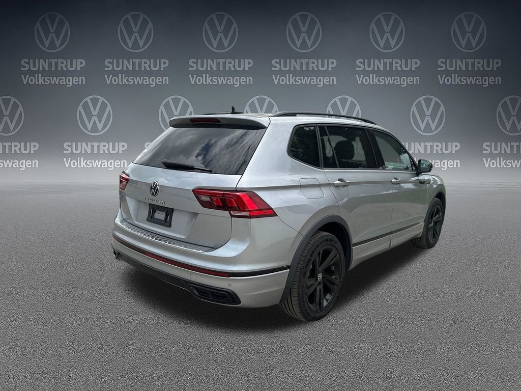 Used 2023 Silver Volkswagen 2.0T SE R-Line Black image 37