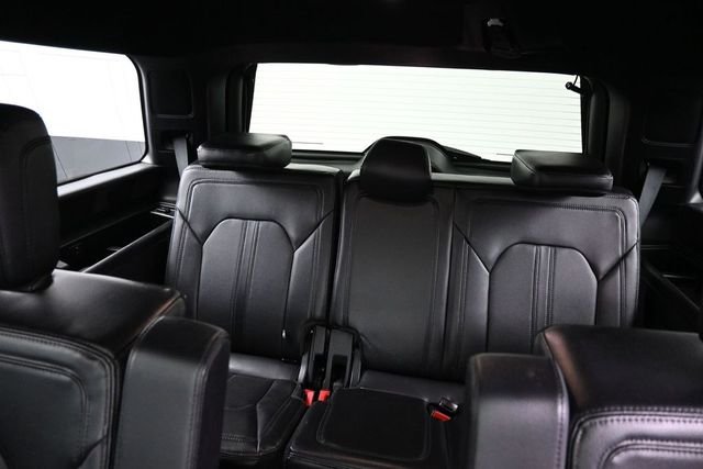 Used 2020 White Ford Limited image 19