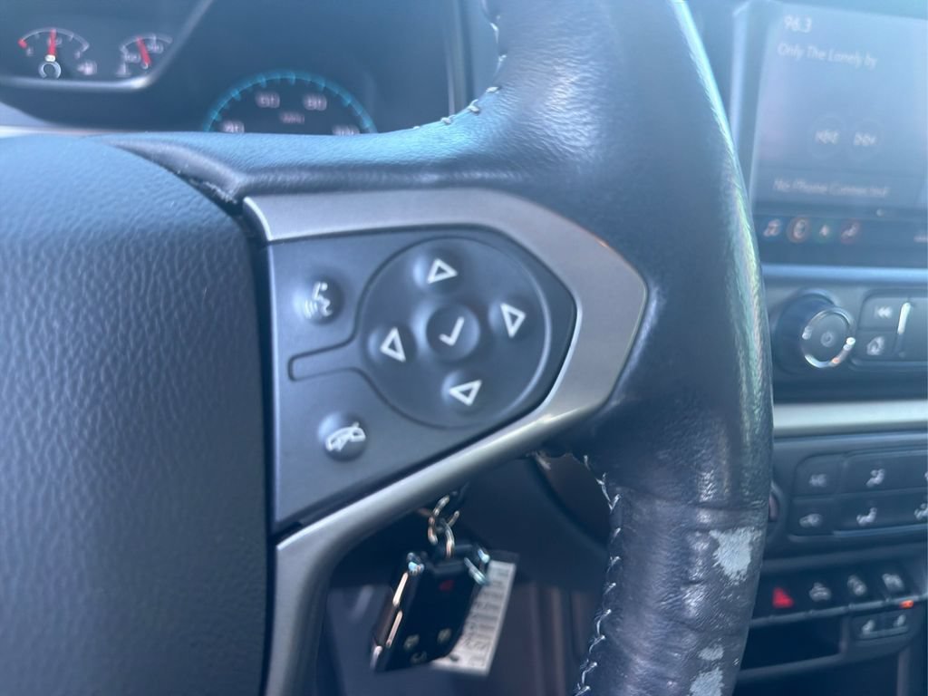Used 2022 Black Chevrolet Z71 image 30