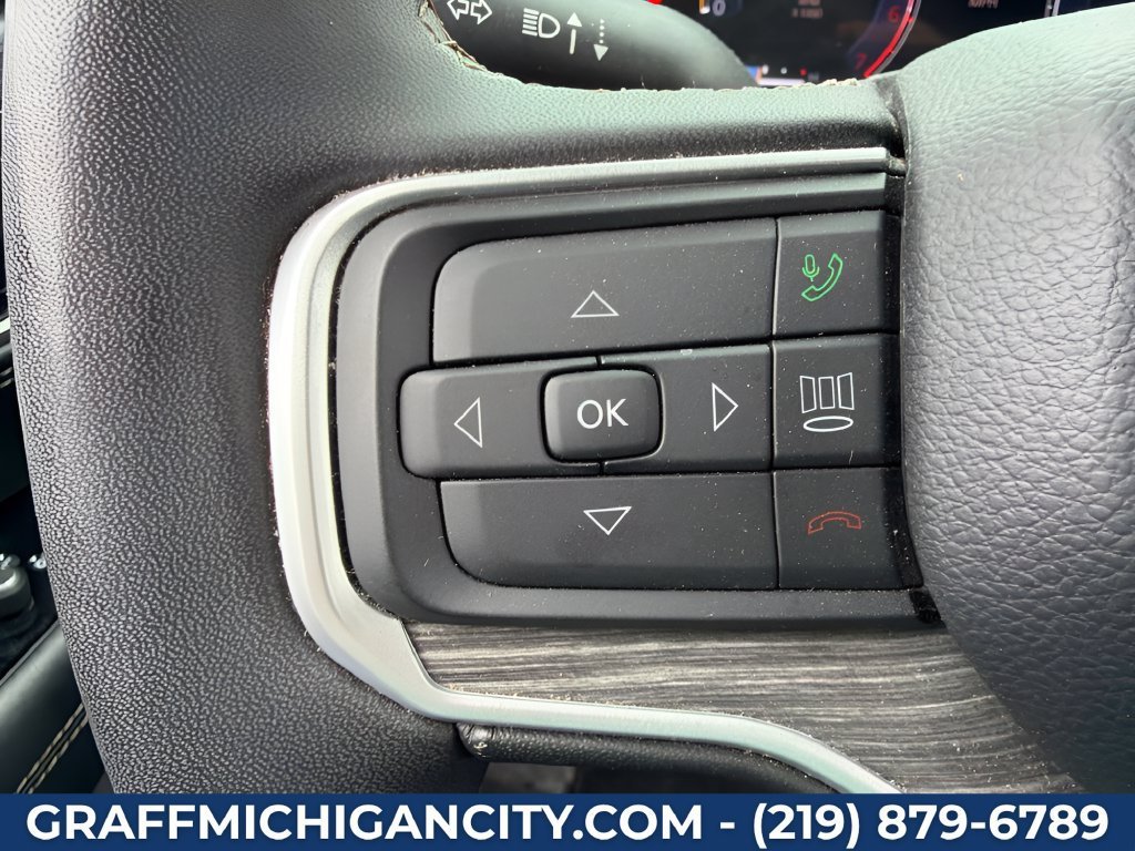 Used 2024  Jeep Series II image 28