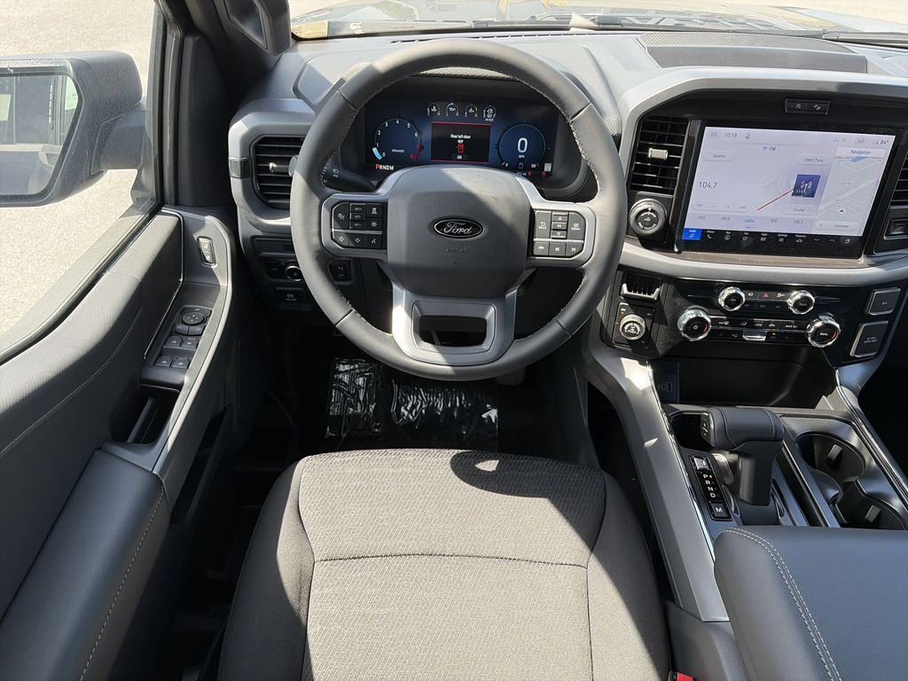 New 2026 Agate Black Metallic Ford XLT image 15