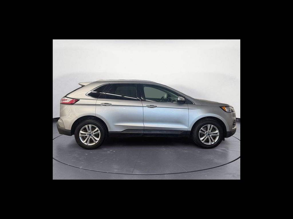 Used 2019 Silver Ford SEL image 7