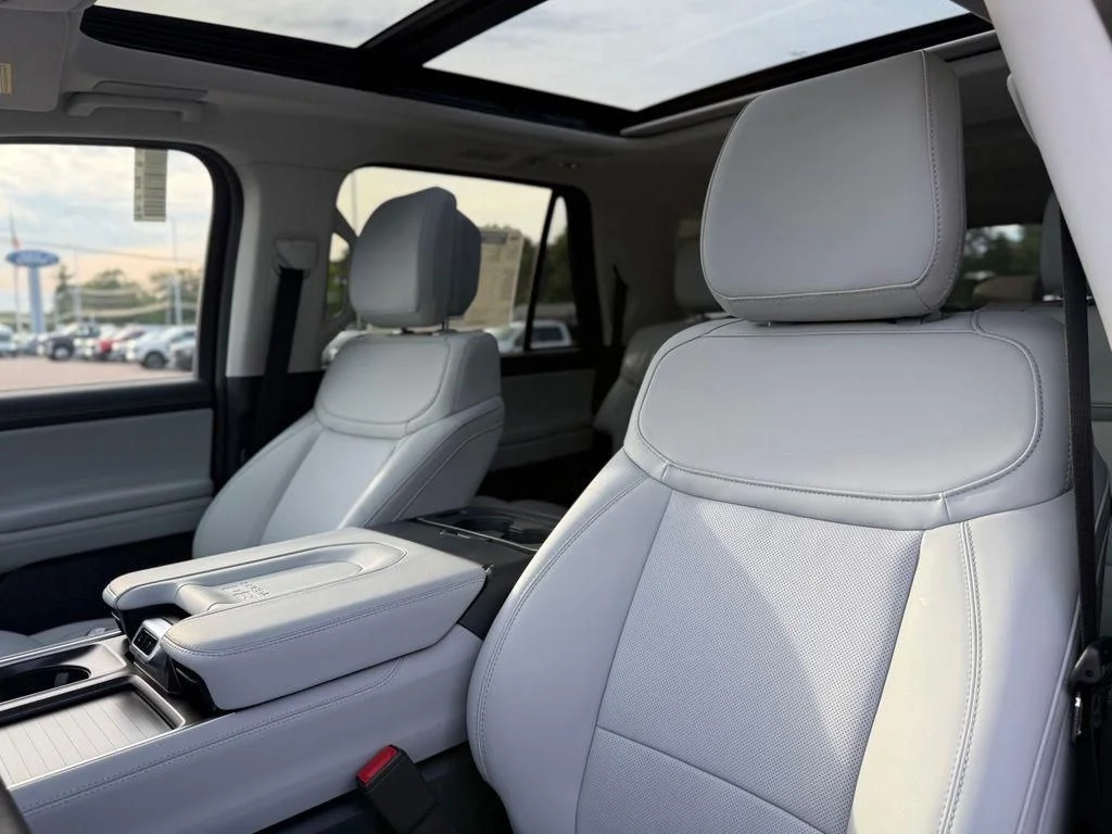 New 2027 Blue Ford Platinum image 17
