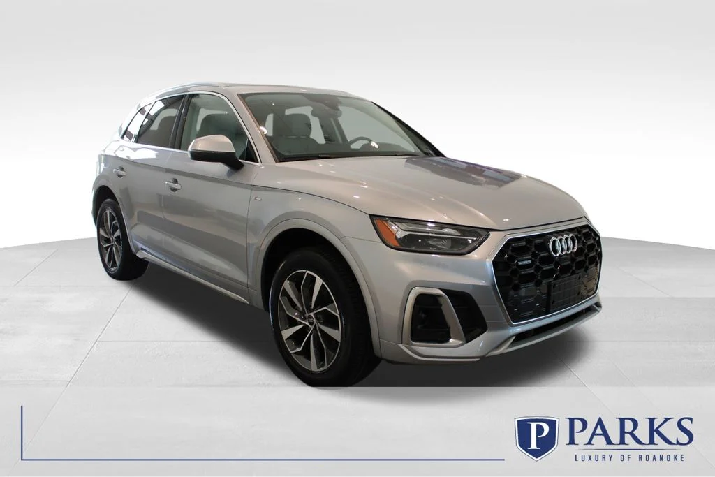 Used 2024 Silver Metallic Audi 45 S line Premium image 1