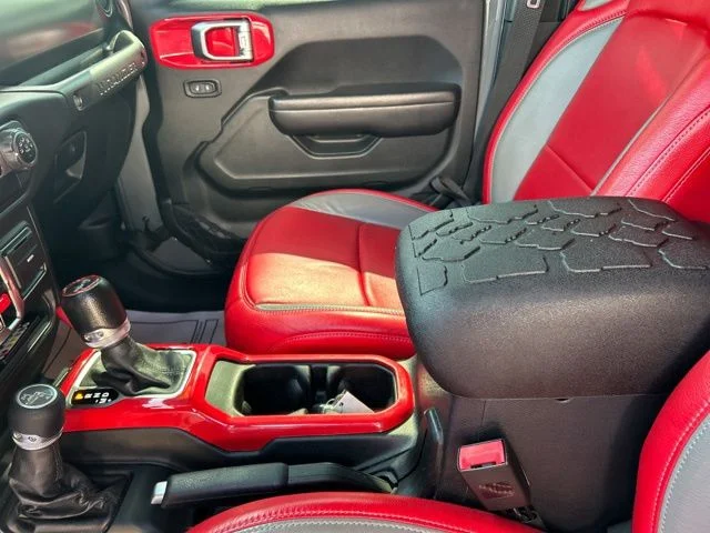 Used 2018 Gray Jeep Unlimited Sport S image 39
