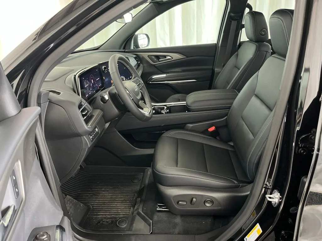 New 2026 Black Chevrolet LT image 3