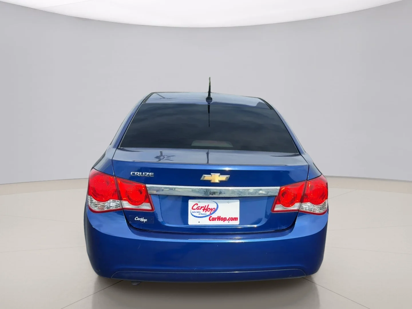 Used 2013 Blue Chevrolet LS image 4