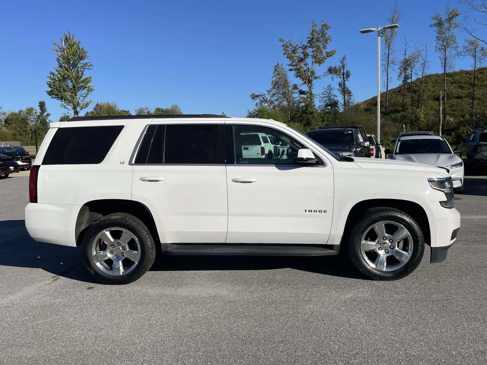 Used 2016 Summit White Chevrolet LT image 30