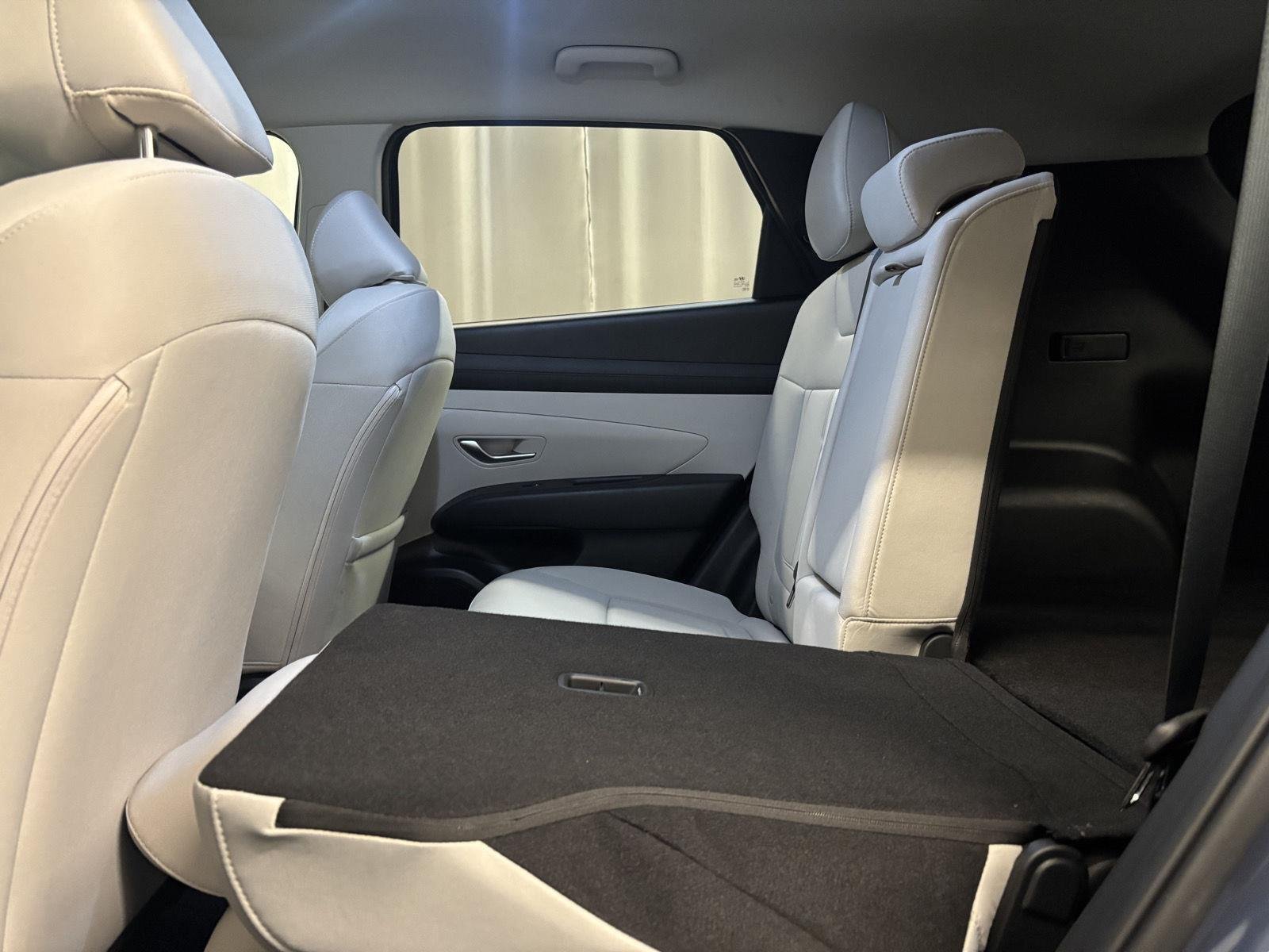 Used 2025 Atlantis Blue Hyundai SEL image 30