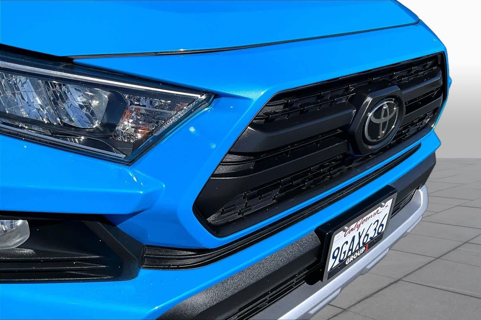 Used 2021 Blue Flame Toyota Adventure image 29