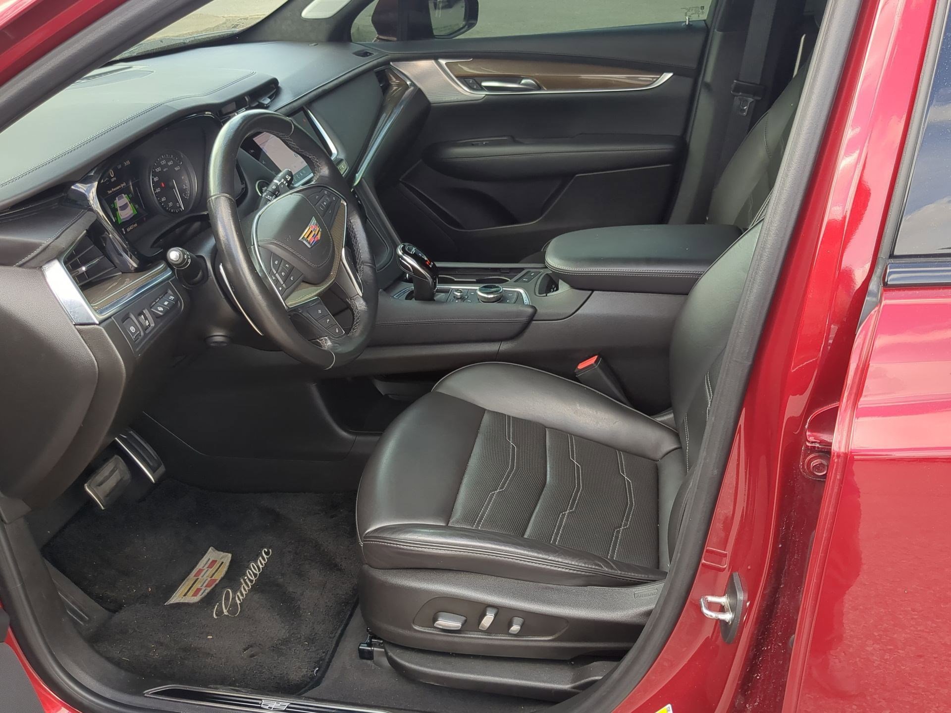 2023 Cadillac XT5 Sport - Photo 11