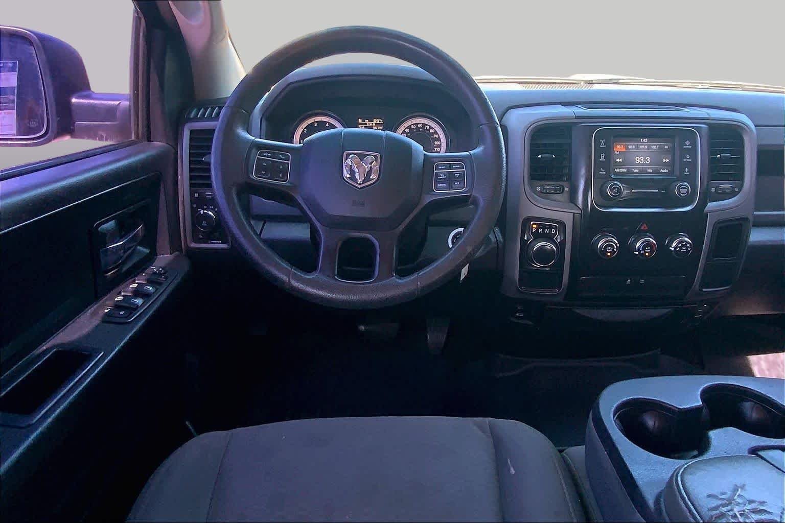 Used 2015 Brilliant Black Crystal Pearlcoat Ram Express image 5