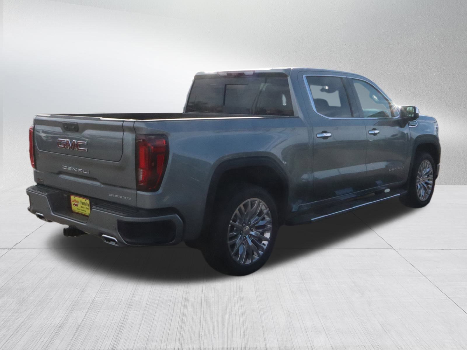 2026 GMC Sierra 1500 Denali - Photo 7