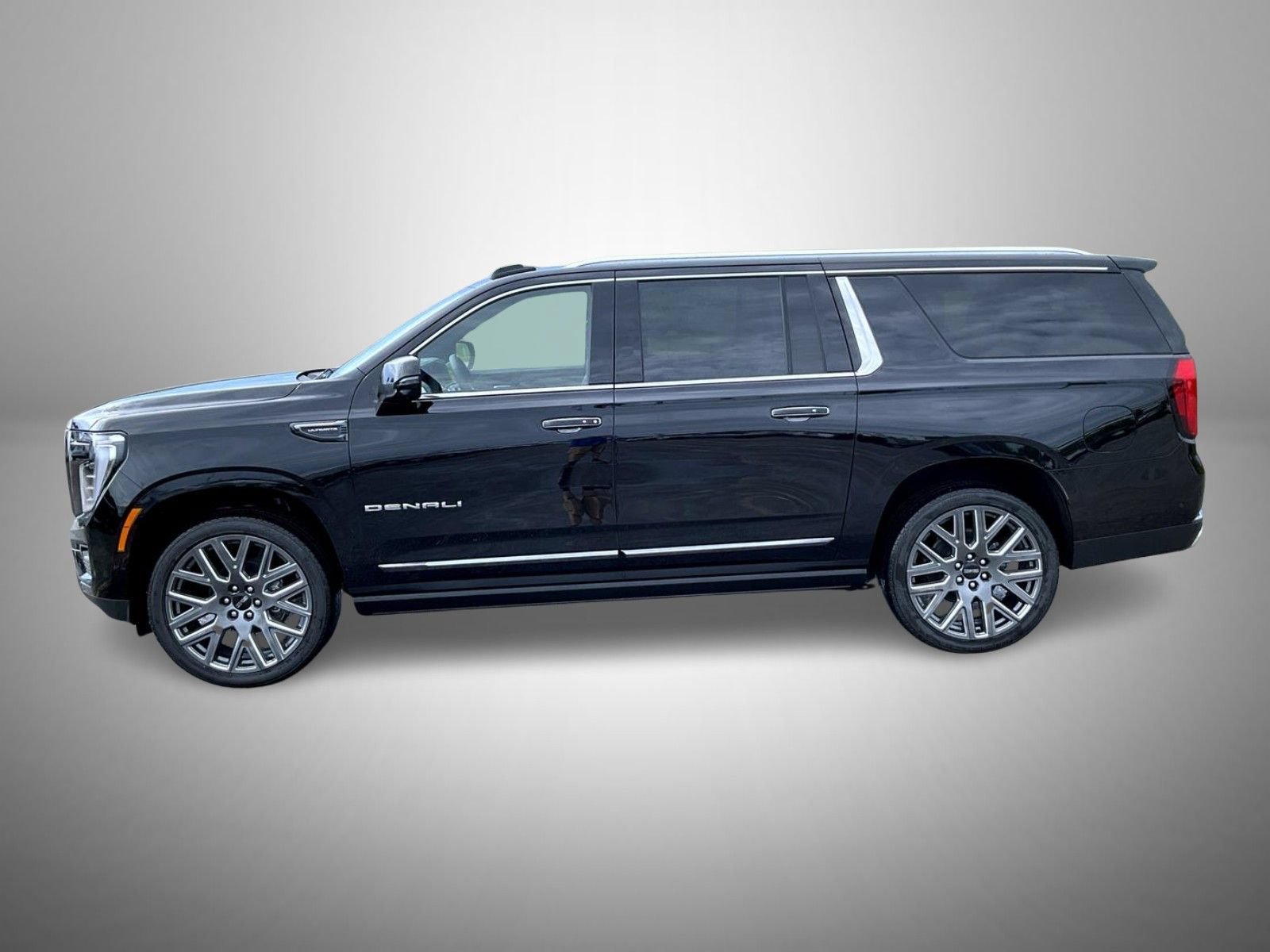 2026 GMC Yukon XL Denali Ultimate - Photo 8