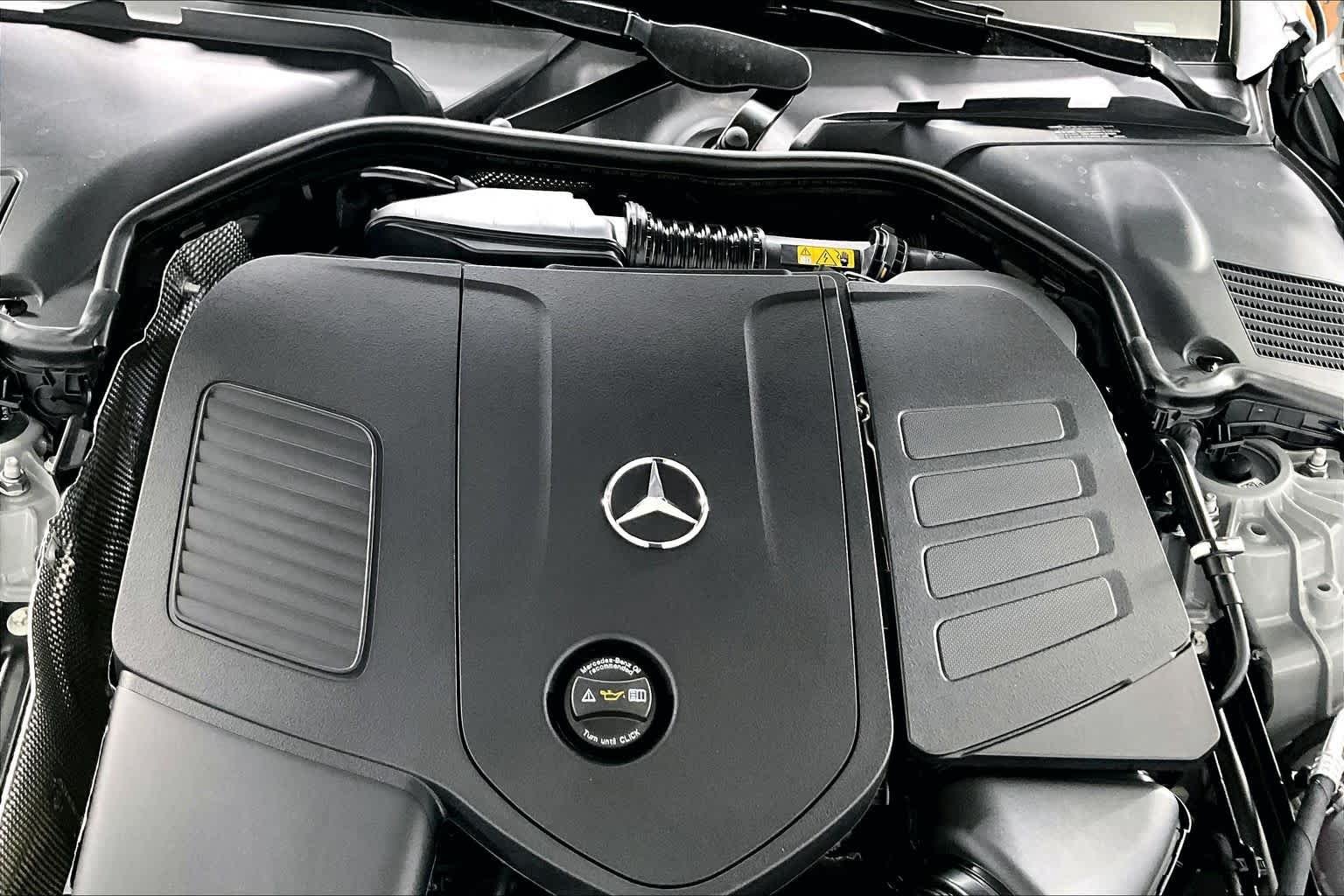 New 2026 MANUFAKTUR Alpine Grey Mercedes-Benz C 300 image 16
