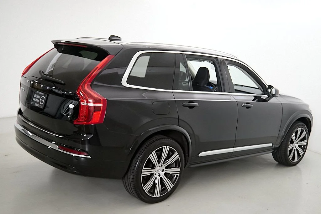 Used 2024 Black Volvo Ultimate image 9