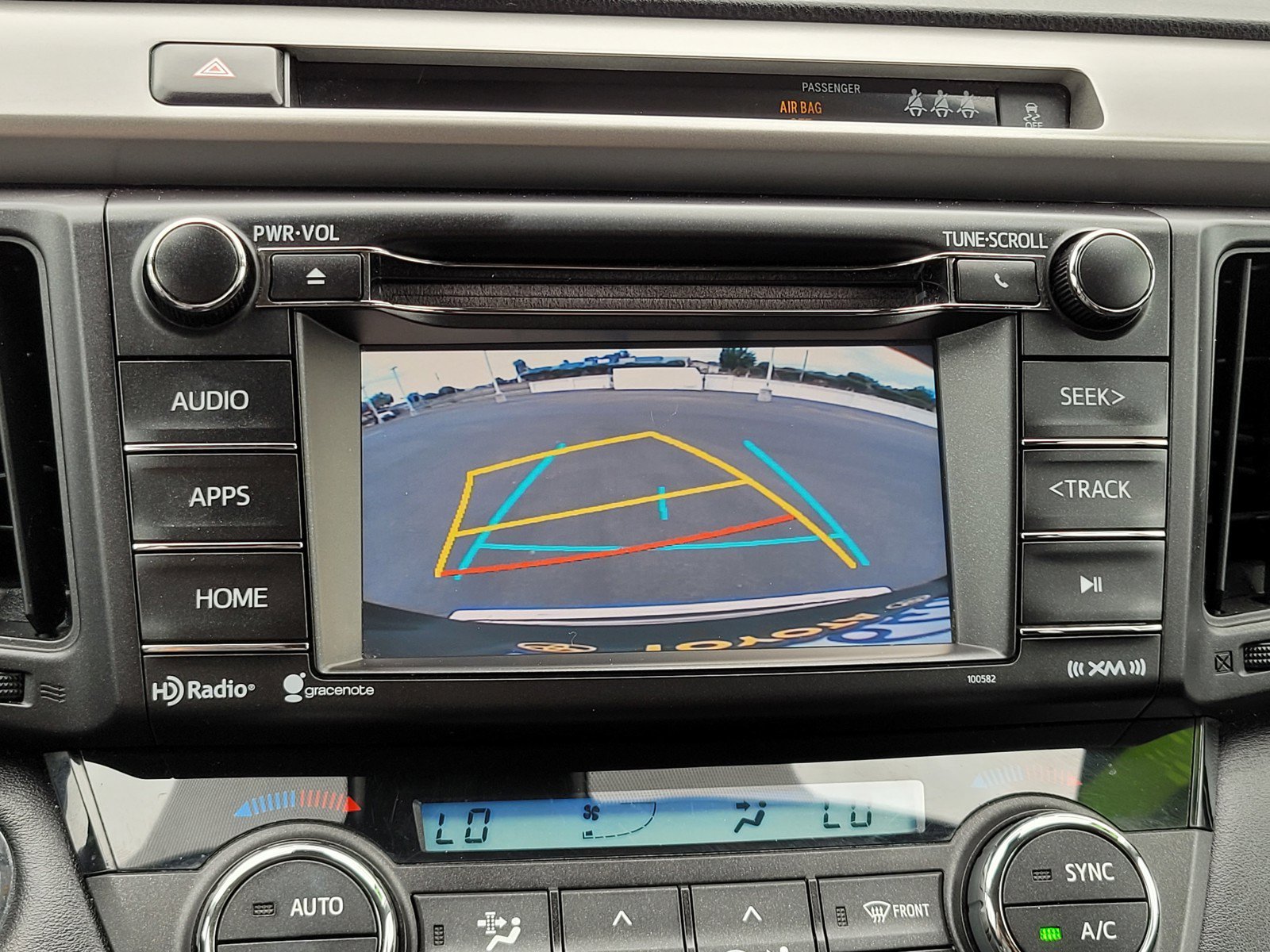 Used 2017  Toyota XLE image 20