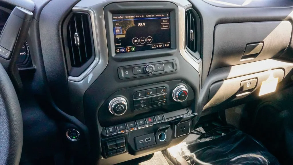 2026 GMC Sierra 2500HD Pro - Photo 15