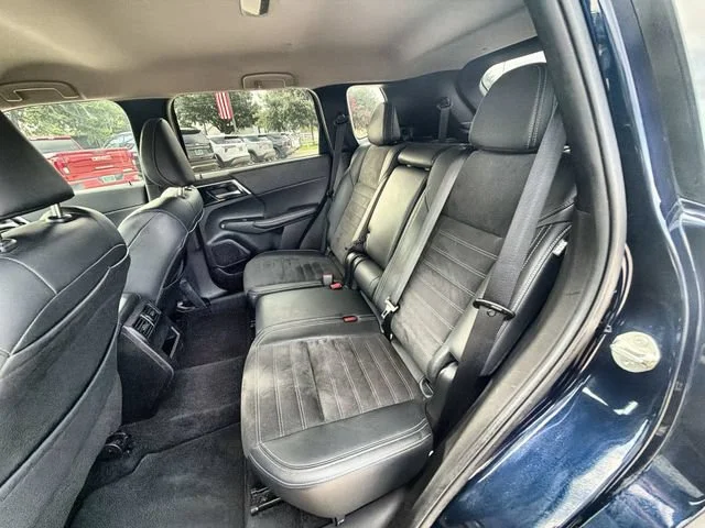 Used 2024 Blue Mitsubishi SE 2.5 2WD image 24