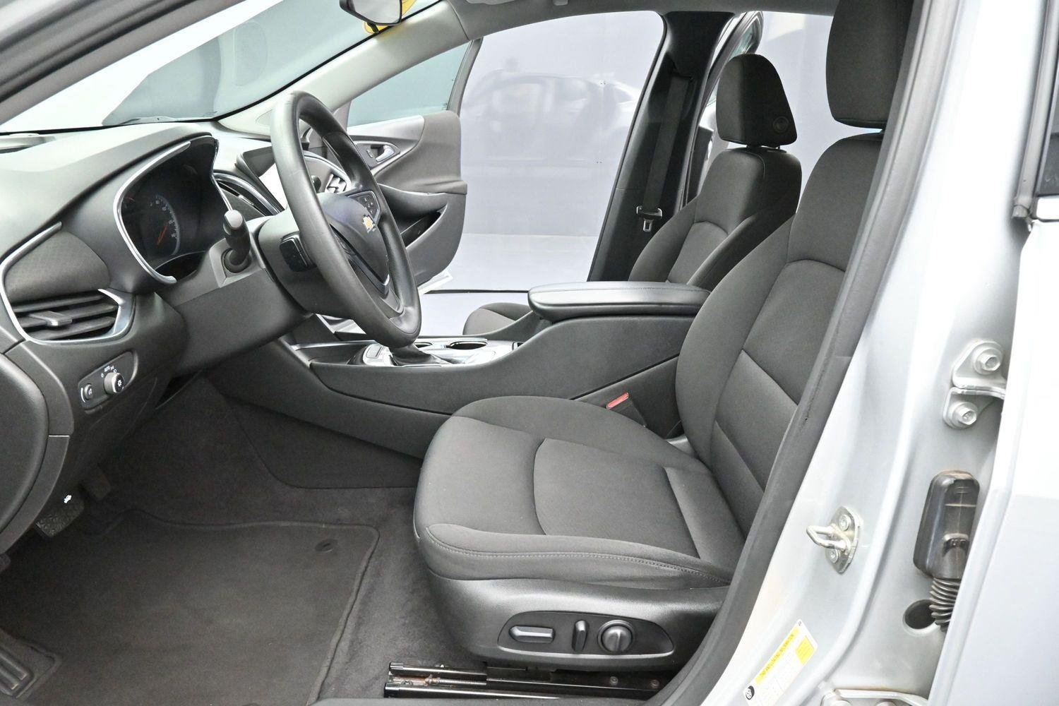 Used 2021 SILVER ICE METALLIC Chevrolet LT image 13
