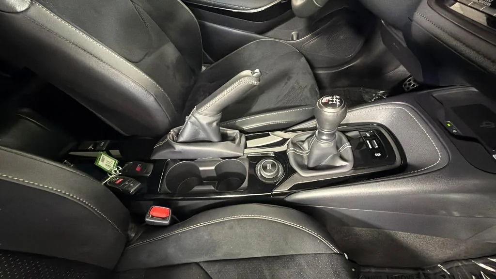 Used 2026 White Toyota Manual (Natl) image 36
