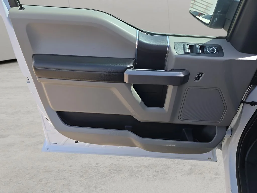Used 2019 White Ford  image 11