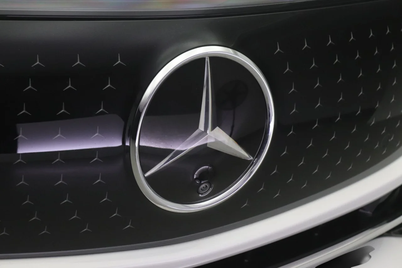Certified Used 2023 White Mercedes-Benz 450 Sedan Premium Trim image 26