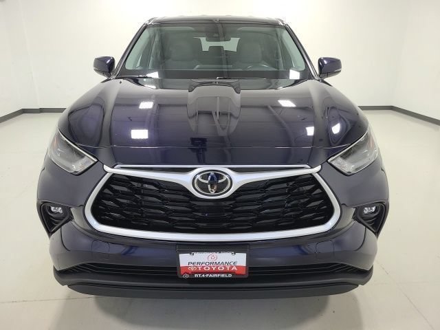 Used 2023 Blueprint Toyota LE image 5