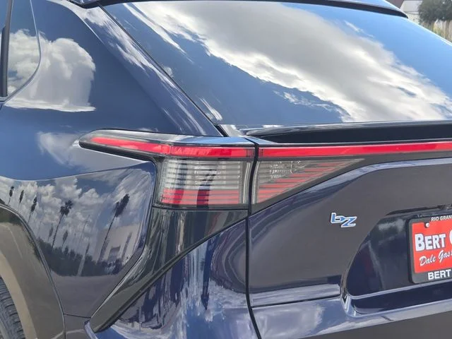 New 2026 Blueprint Toyota XLE image 8