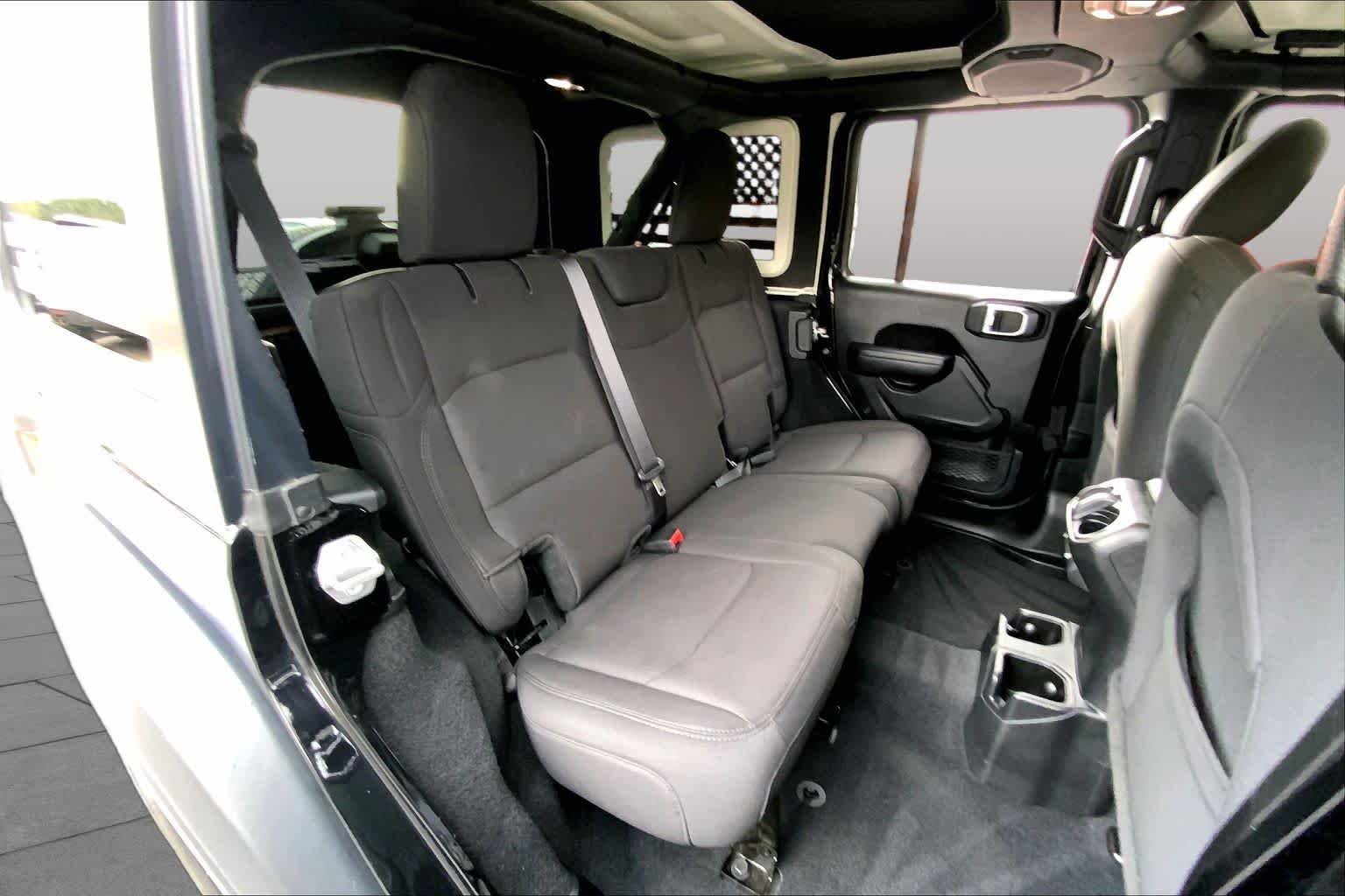 Used 2023 Black Clearcoat Jeep Sport Altitude image 20