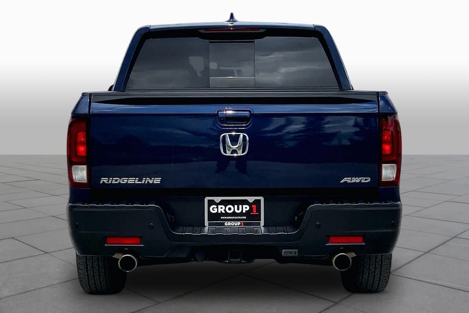 Used 2023 Obsidian Blue Pearl Honda RTL-E image 5