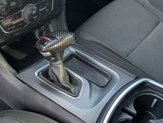 Used 2018 Gray Dodge V6 image 18