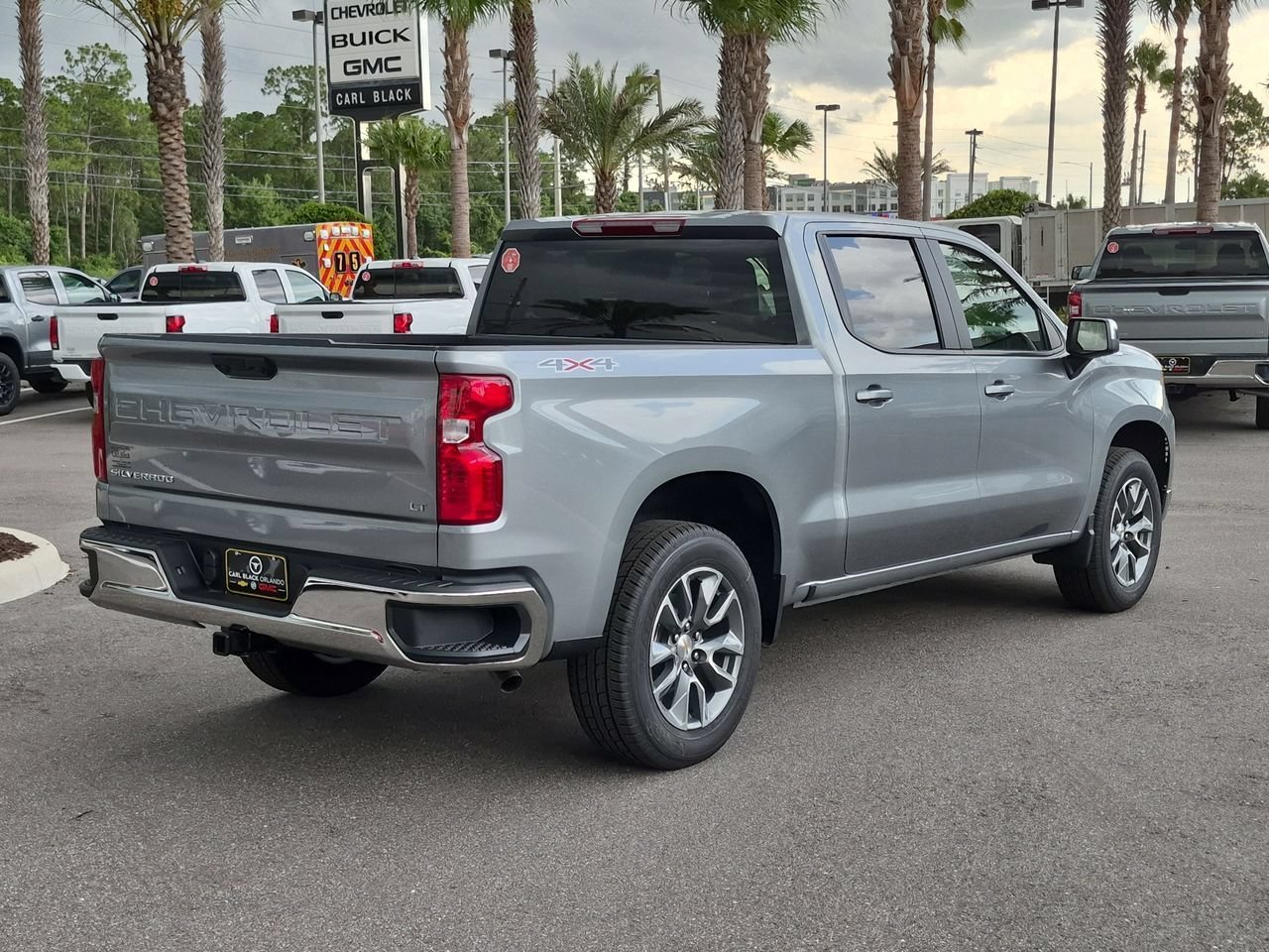 2026 Chevrolet Silverado 1500 LT - Photo 8