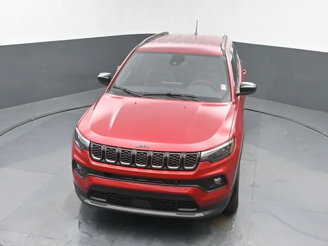 New 2026 Red Hot Pearl-Coat Exterior Paint Jeep Latitude image 33