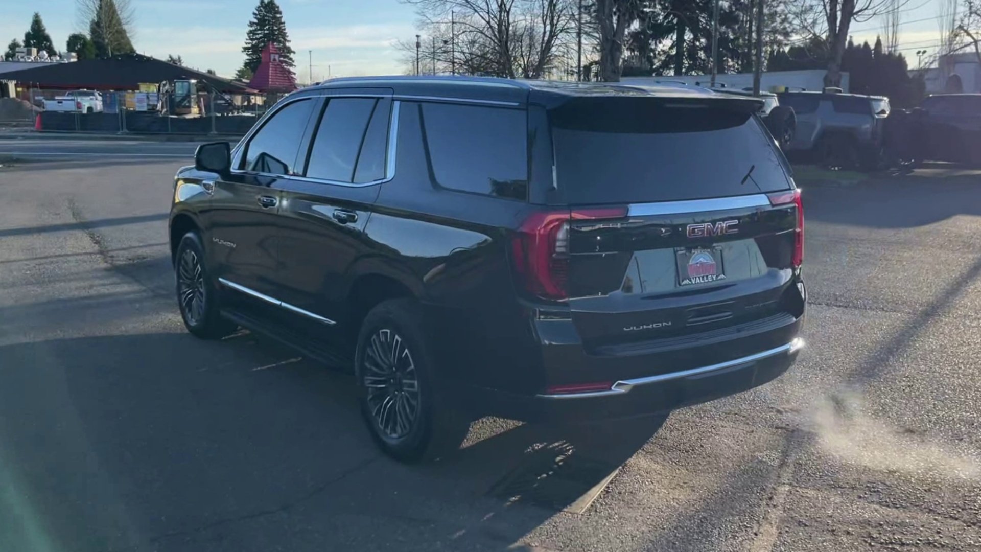New 2026 Onyx Black GMC Elevation image 73