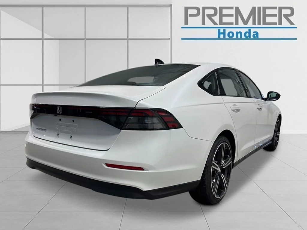 New 2026 Platinum White Pearl Honda SE image 5