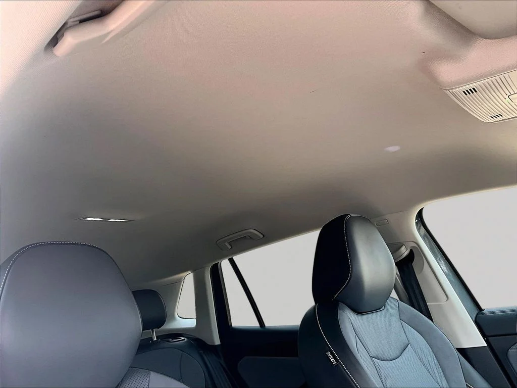 2026 Volkswagen Tiguan SE - Photo 31