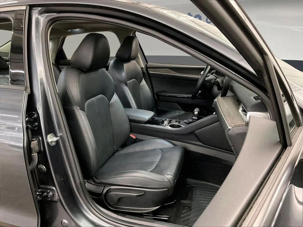 Used 2023 Gray Kia EX image 10